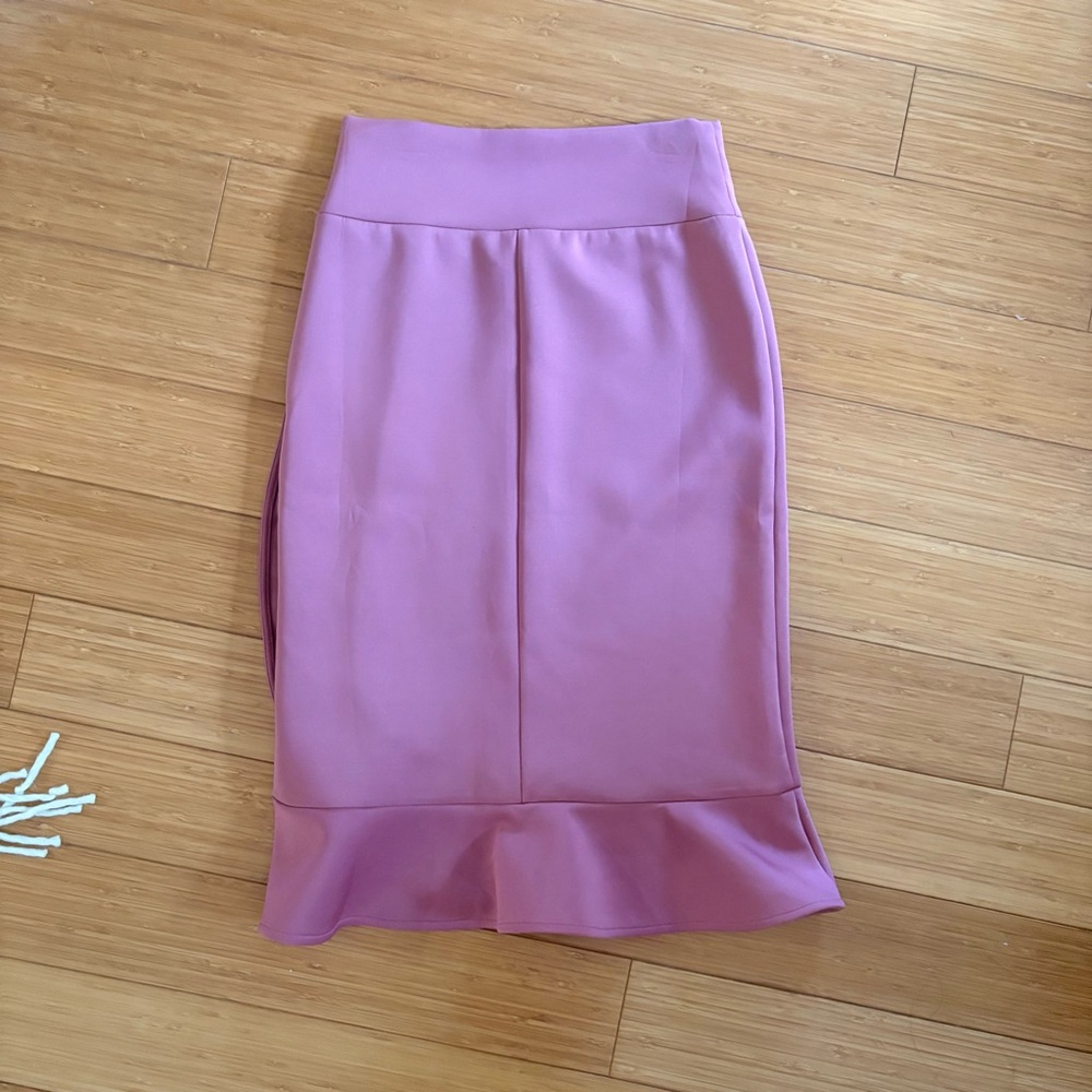Thalia Sodi Asymmetrical Pink Skirt - Picture 3 of 3